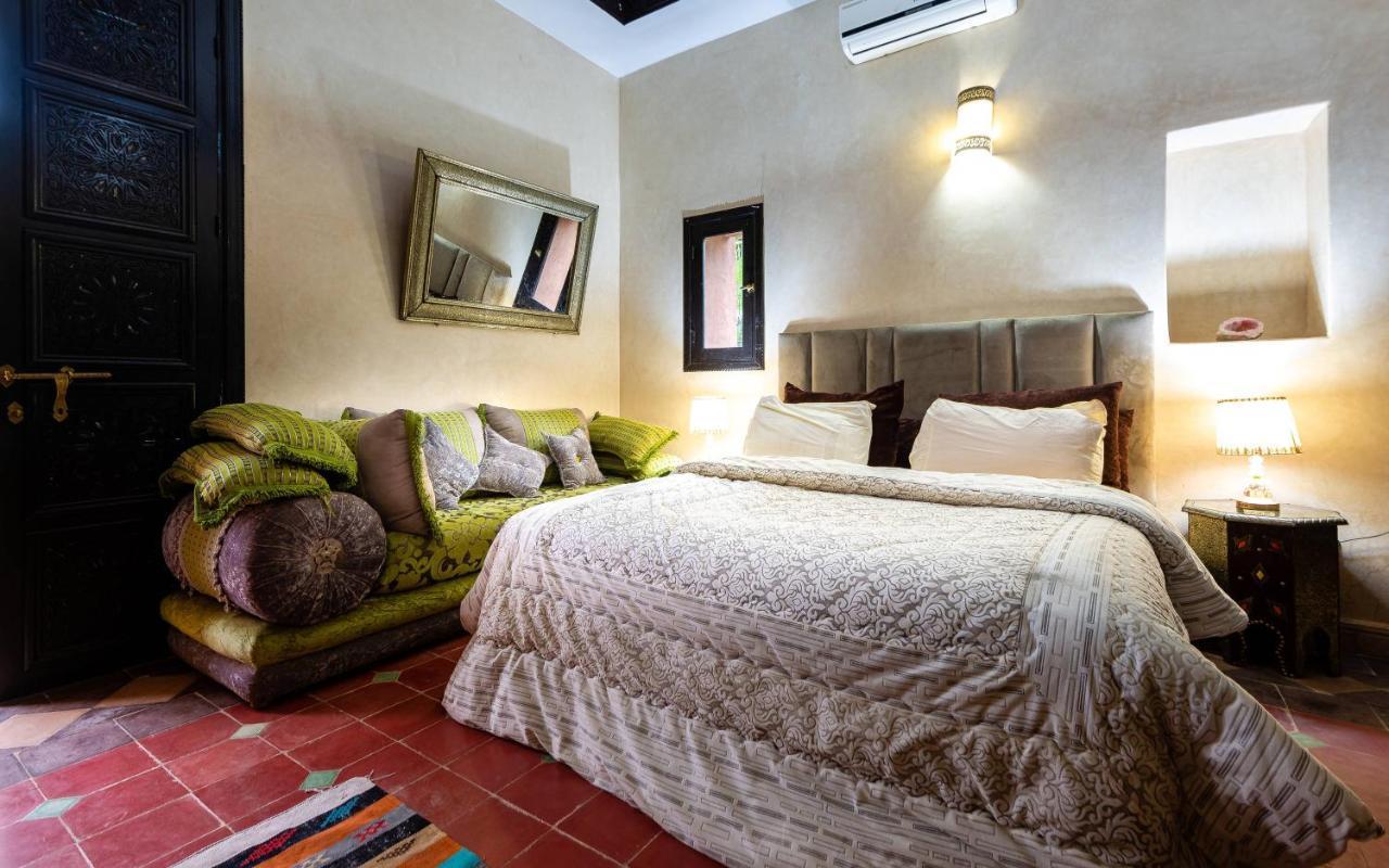 Palais Ghiat Bed & Breakfast Sidi Abdallah Ghiat Exterior photo