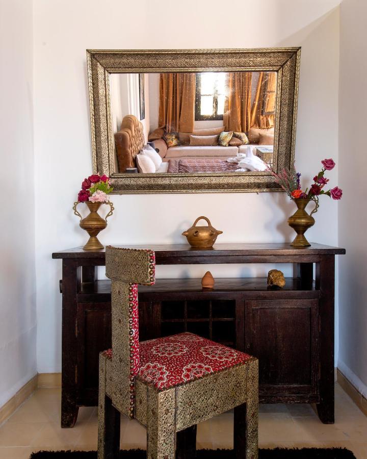 Palais Ghiat Bed & Breakfast Sidi Abdallah Ghiat Exterior photo